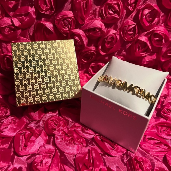 MICHAEL KORS 14K Gold Plated-Plated Brass Pavé Logo Chain Bracelet - Picture 3 of 10